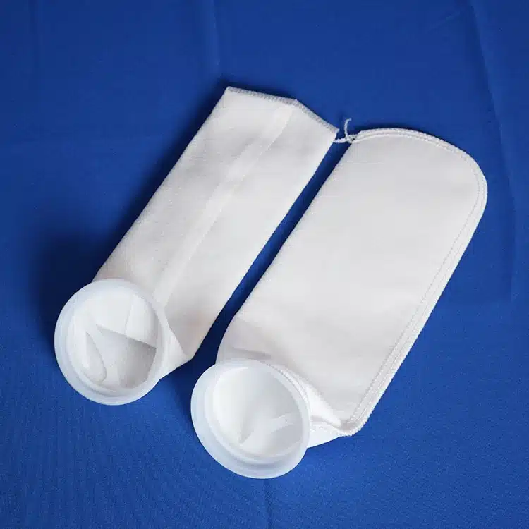 Water-Repellent and Oil-Repellent Filter Bag Finishes